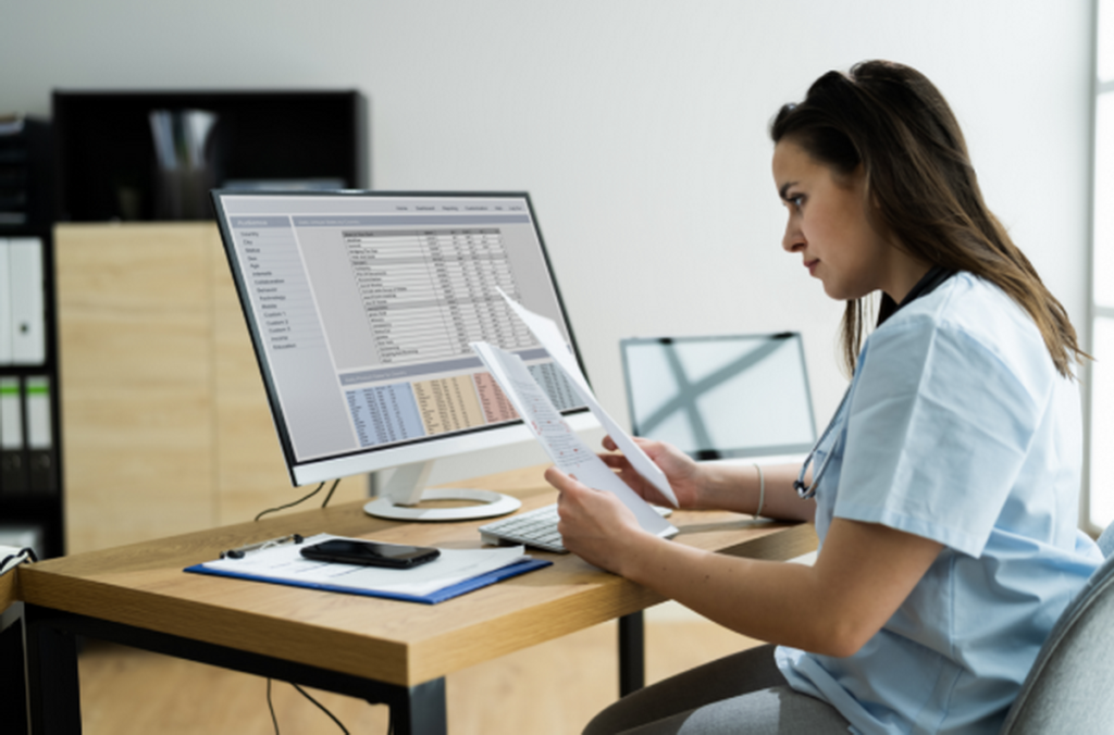 Why Teams Should Use Document Verification Software in the Workplace
