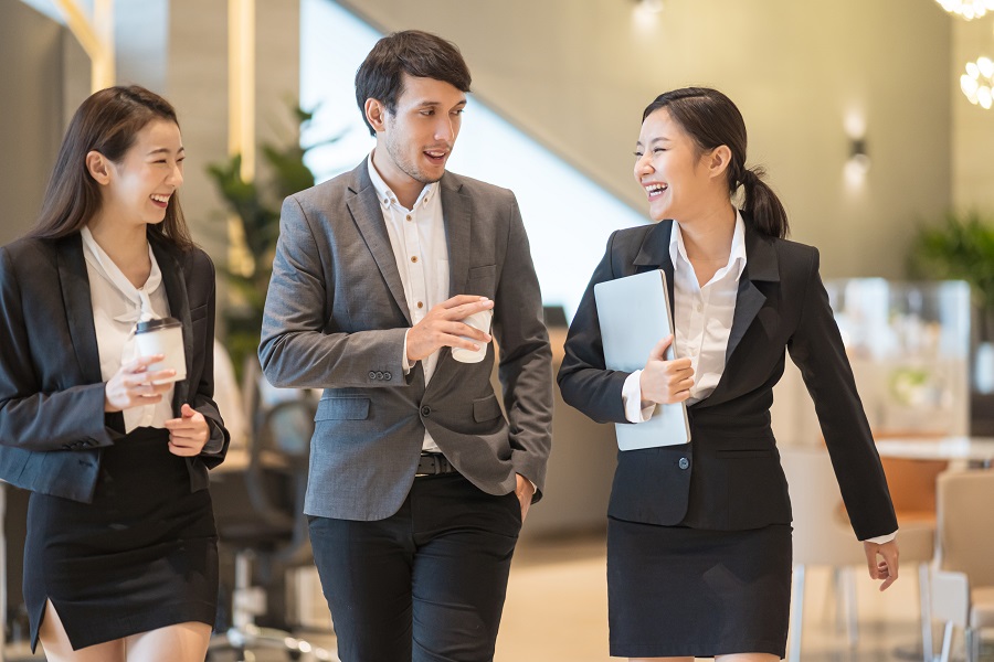 Start Your Own Business While Working In Dubai: Everything You Need To Know
